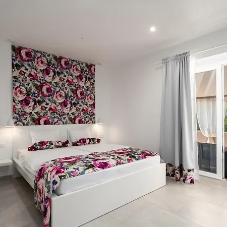 Vila Corinna